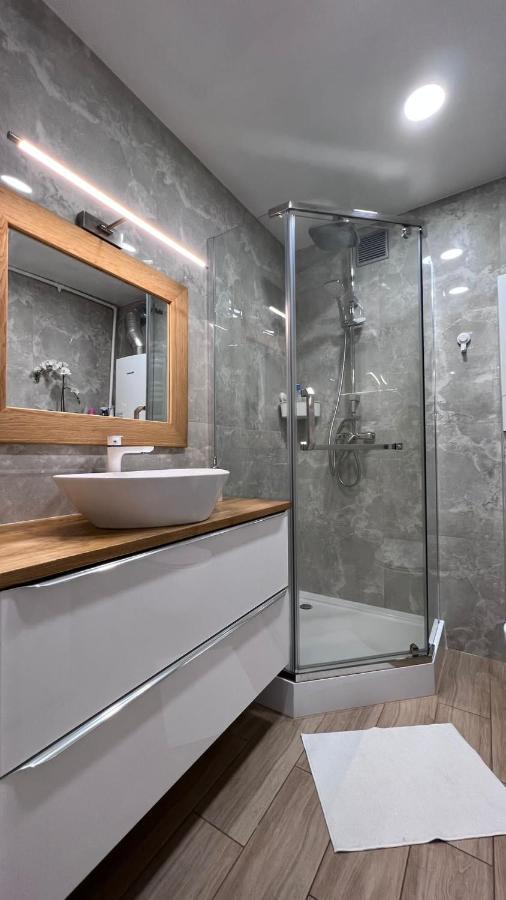 Pastelowy Apartament Wroclaw Ngoại thất bức ảnh